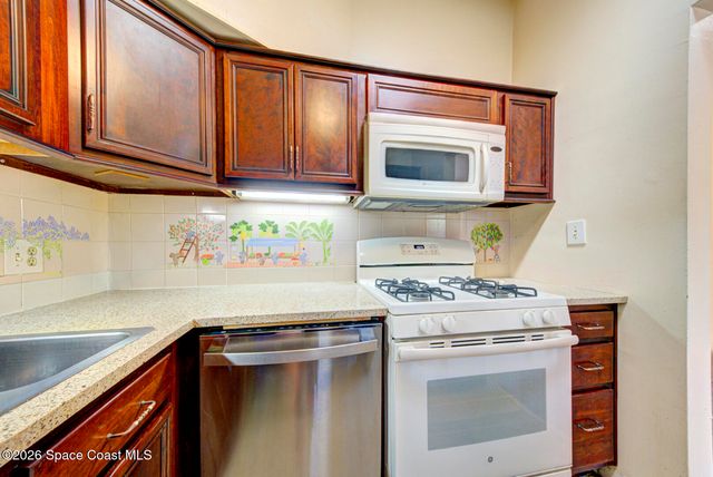 1016 S Park Avenue, Titusville, FL 32780