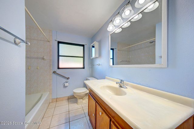 1016 S Park Avenue, Titusville, FL 32780