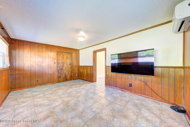 1016 S Park Avenue, Titusville, FL 32780