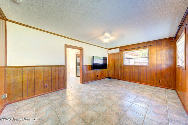 1016 S Park Avenue, Titusville, FL 32780