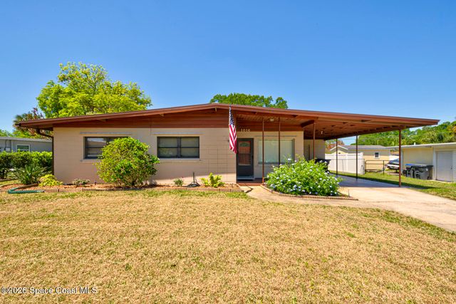 1016 S Park Avenue, Titusville, FL 32780