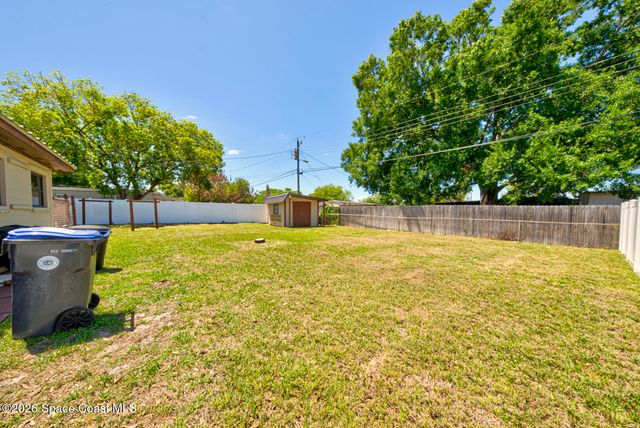 1016 S Park Avenue, Titusville, FL 32780