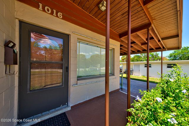 1016 S Park Avenue, Titusville, FL 32780