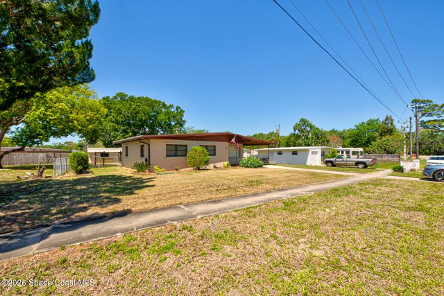 1016 S Park Avenue, Titusville, FL 32780