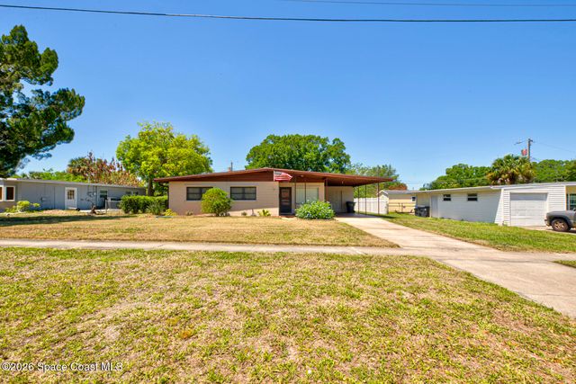 1016 S Park Avenue, Titusville, FL 32780