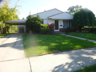 23137 Avon Street, Saint Clair Shores, MI 48082