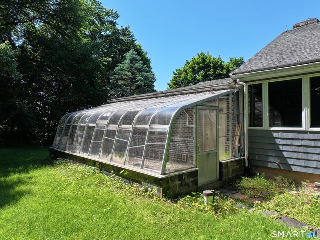244 Chestnut Hill Road, Glastonbury, CT 06033