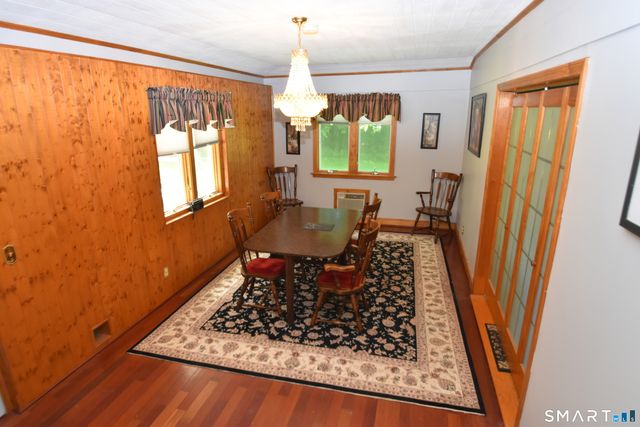 244 Chestnut Hill Road, Glastonbury, CT 06033