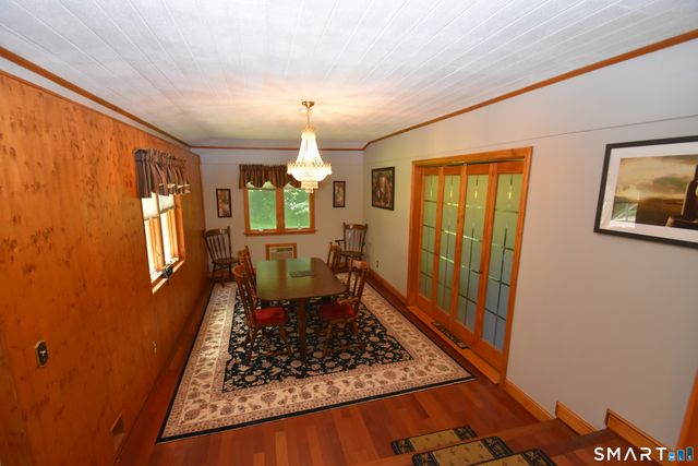 244 Chestnut Hill Road, Glastonbury, CT 06033