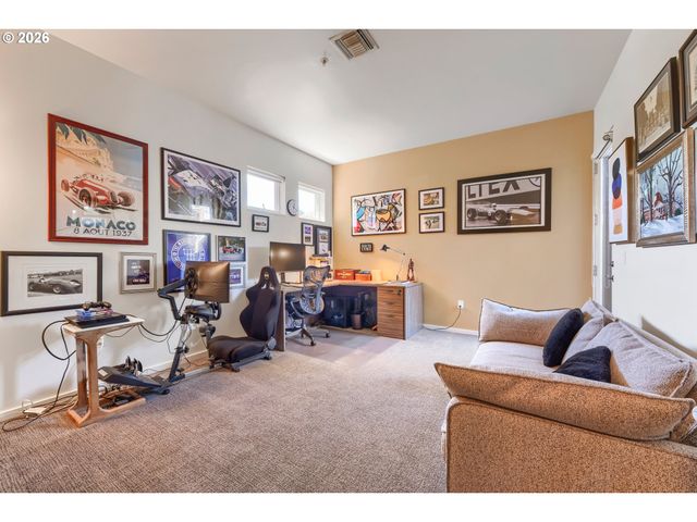 4412 S Corbett Ave North, Portland, OR 97239