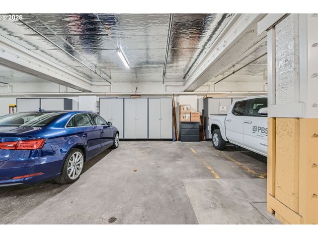 4412 S Corbett Ave North, Portland, OR 97239
