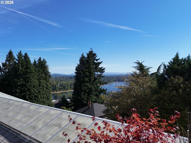 4412 S Corbett Ave North, Portland, OR 97239