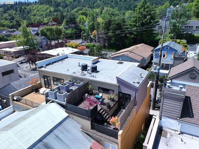 4412 S Corbett Ave North, Portland, OR 97239