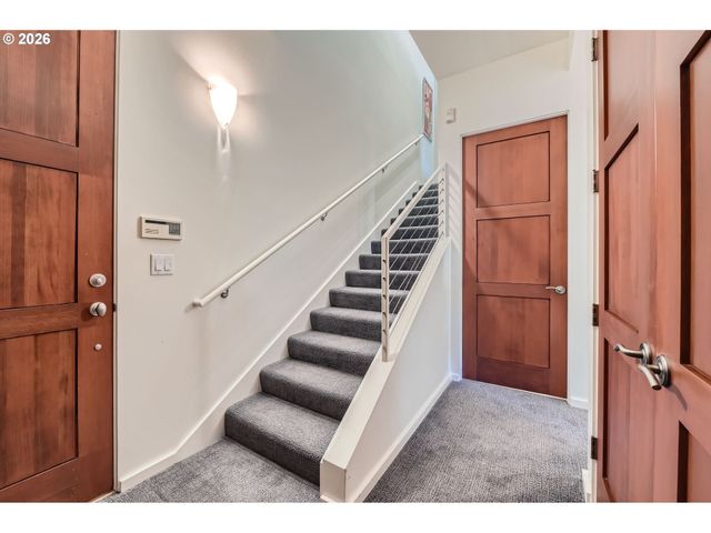 4412 S Corbett Ave North, Portland, OR 97239