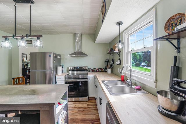 12700 POST OAK RD, Spotsylvania, VA 22551