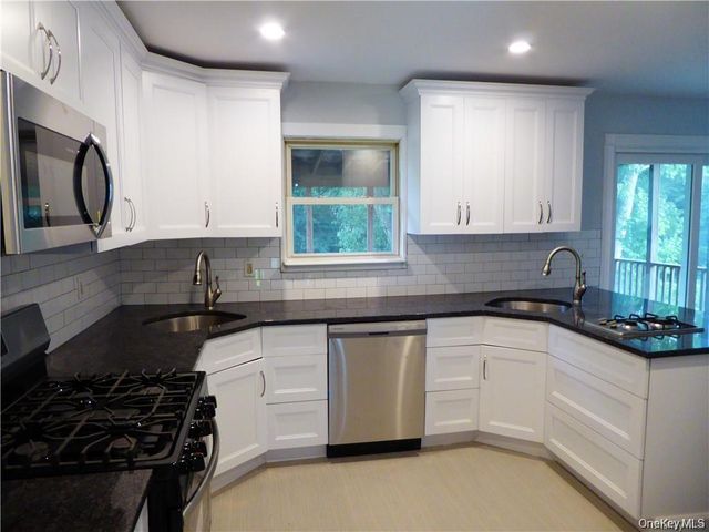 29 Dorothy Drive, Monroe, NY 10950