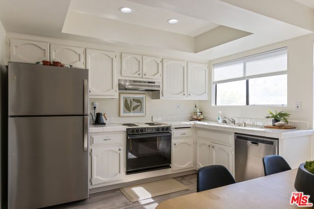 728 Ohio Avenue, Long Beach, CA 90804