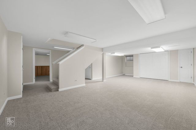 1749 E Bailey Road, Naperville, IL 60565
