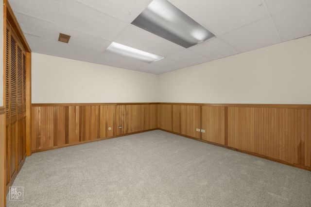 1749 E Bailey Road, Naperville, IL 60565