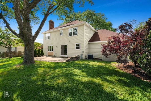 1749 E Bailey Road, Naperville, IL 60565