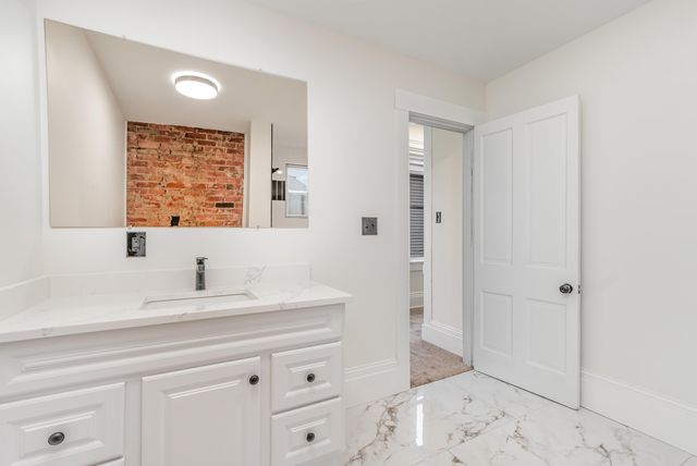 335 E 10th Street, Newport, KY 41071