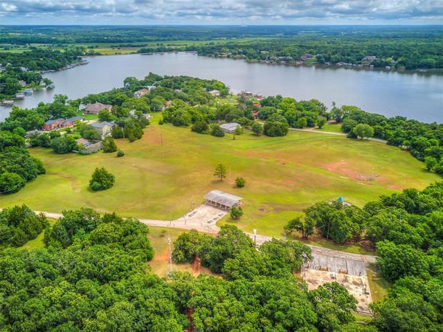 7 W Shore Drive, Arcadia, OK 73007