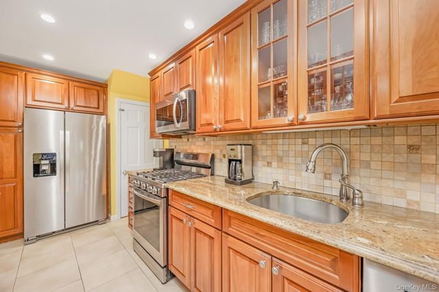 65-19 78th Street, Middle Village, NY 11379