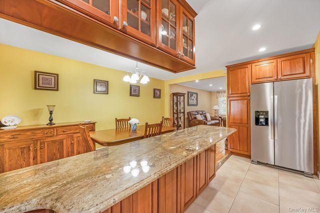 65-19 78th Street, Middle Village, NY 11379