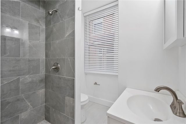 107 W Hutchinson Ave, Edgewood, PA 15218