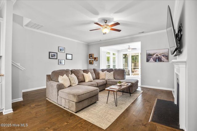 213 Downy Drive, Hampstead, NC 28443