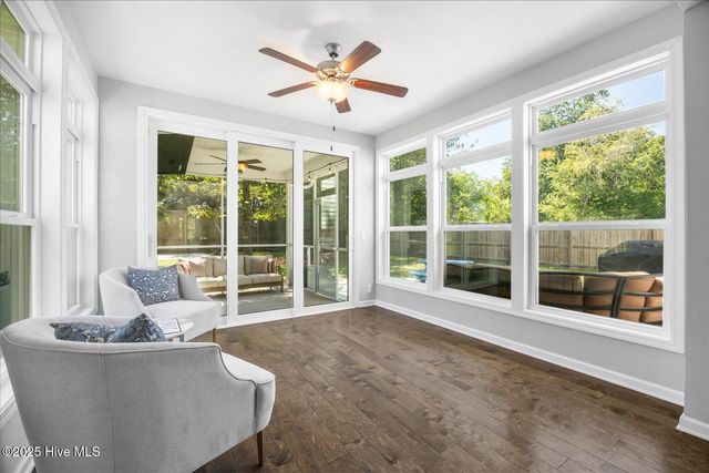 213 Downy Drive, Hampstead, NC 28443