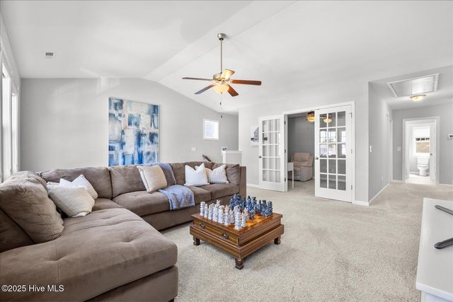 213 Downy Drive, Hampstead, NC 28443