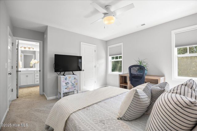 213 Downy Drive, Hampstead, NC 28443