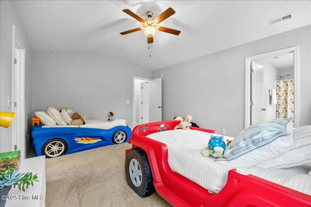 213 Downy Drive, Hampstead, NC 28443