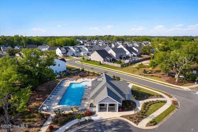 213 Downy Drive, Hampstead, NC 28443