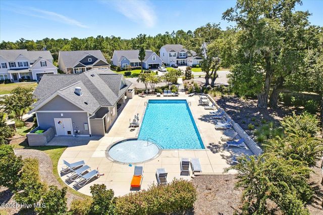 213 Downy Drive, Hampstead, NC 28443