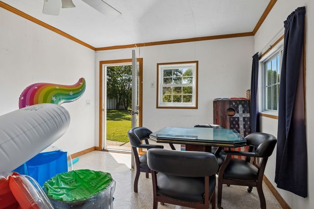 390 Rankin Rd, Castalian Springs, TN 37031