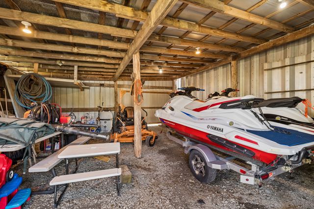 390 Rankin Rd, Castalian Springs, TN 37031