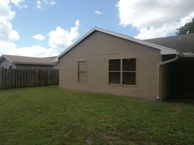 376 La Mancha Avenue, Royal Palm Beach, FL 33411