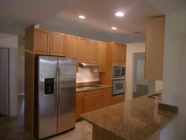 376 La Mancha Avenue, Royal Palm Beach, FL 33411