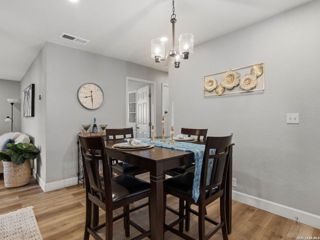 518 Fitch St, San Antonio, TX 78214