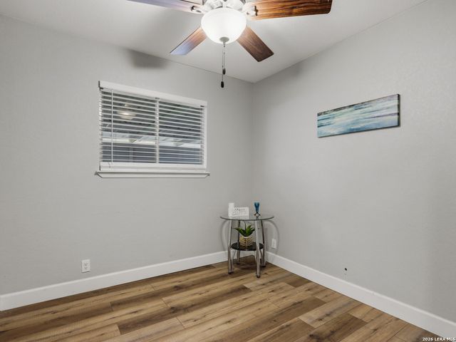 518 Fitch St, San Antonio, TX 78214