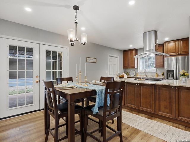 518 Fitch St, San Antonio, TX 78214