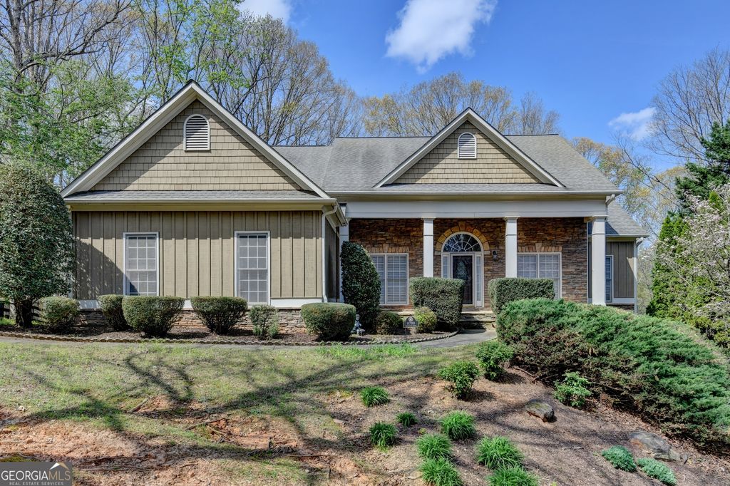 8780 Waterside Drive, Ball Ground, GA 30107