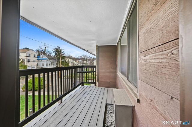 154 Cold Spring Road 5, Stamford, CT 06905