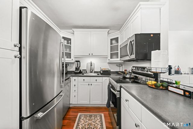 154 Cold Spring Road 5, Stamford, CT 06905