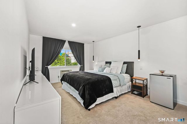 154 Cold Spring Road 5, Stamford, CT 06905