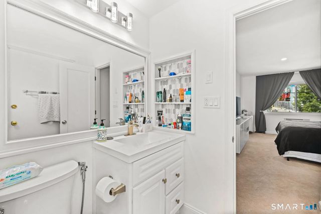 154 Cold Spring Road 5, Stamford, CT 06905