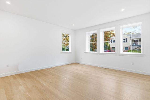8 Priscilla Lane, Winchester, MA 01890
