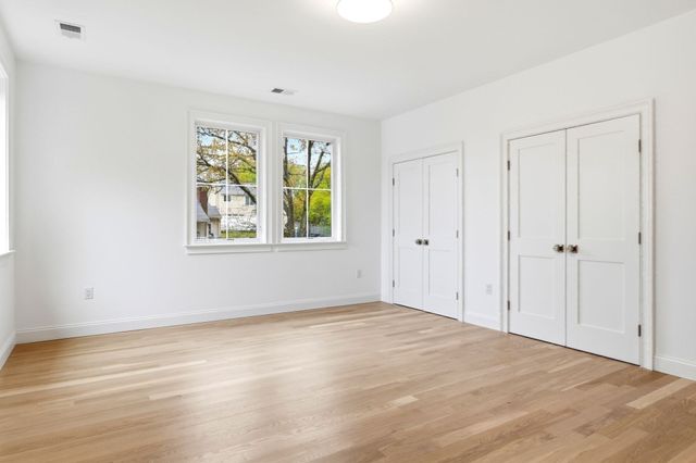 8 Priscilla Lane, Winchester, MA 01890